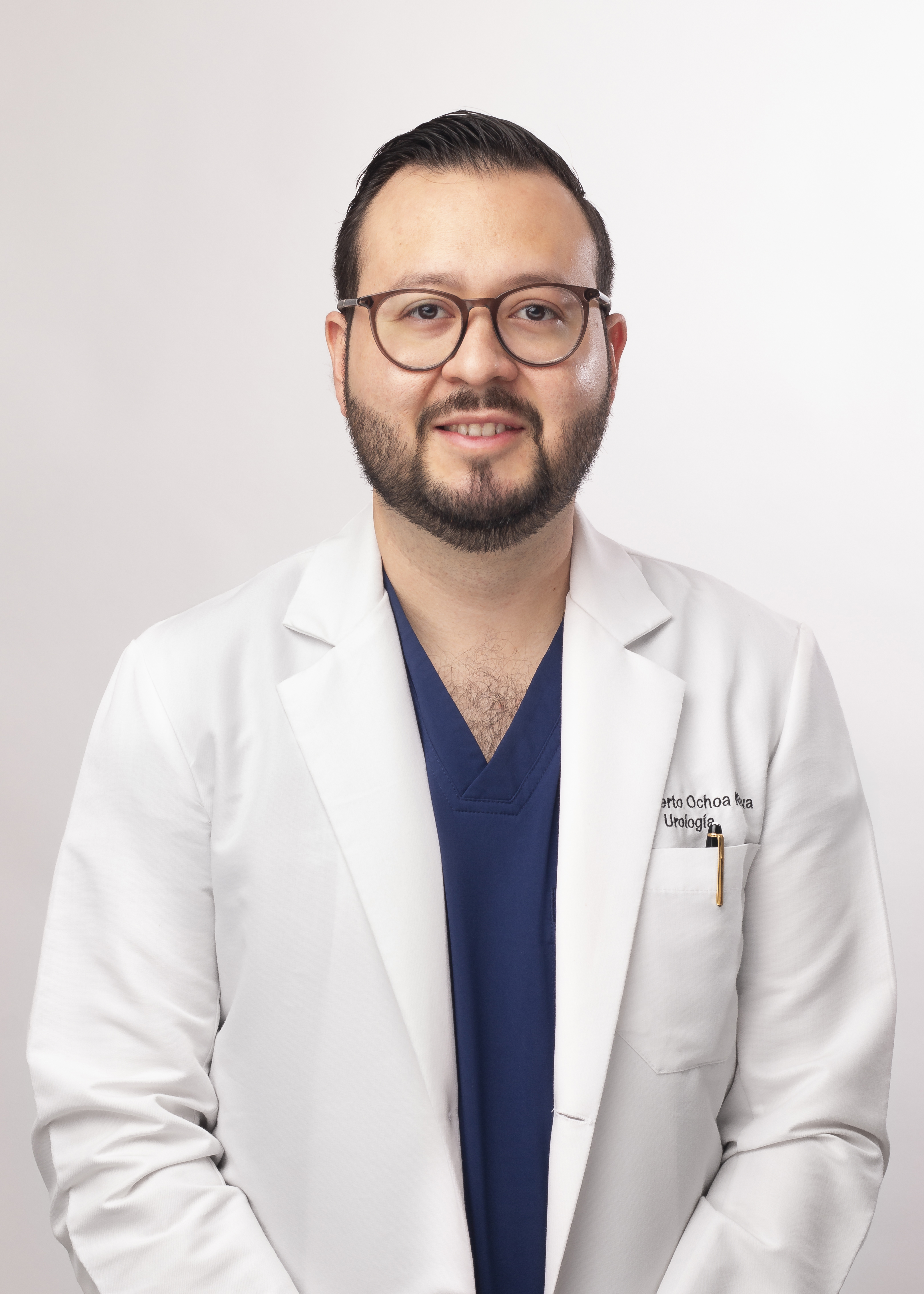 Dr. Roberto Ochoa Nava